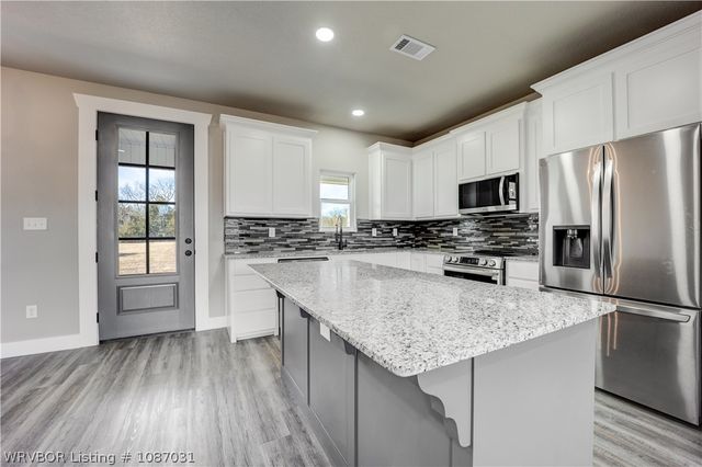 103742 S 4650 Road, Sallisaw, OK 74955