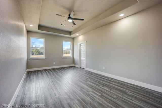 103742 S 4650 Road, Sallisaw, OK 74955