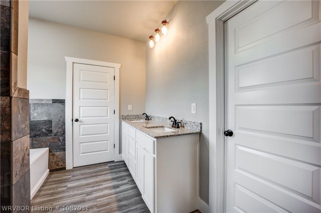 103742 S 4650 Road, Sallisaw, OK 74955