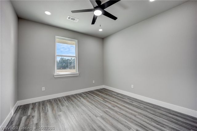 103742 S 4650 Road, Sallisaw, OK 74955