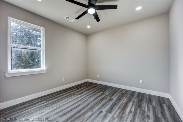 103742 S 4650 Road, Sallisaw, OK 74955