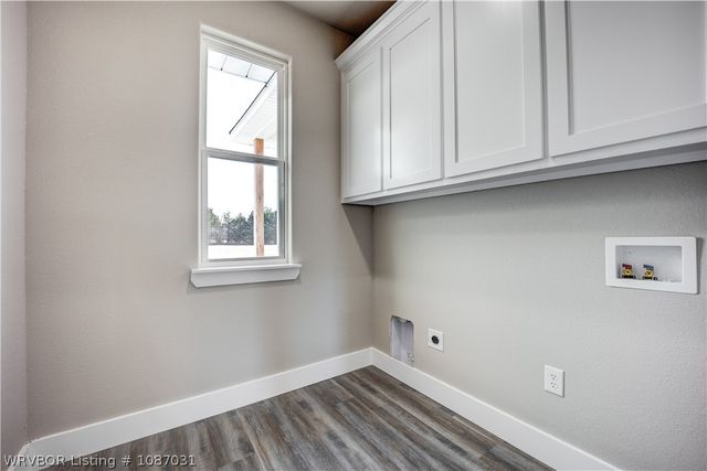 103742 S 4650 Road, Sallisaw, OK 74955