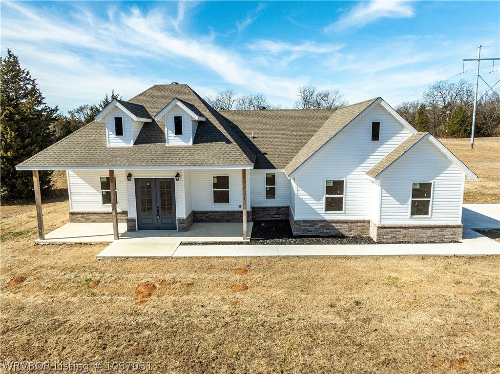 103742 S 4650 Road, Sallisaw, OK 74955