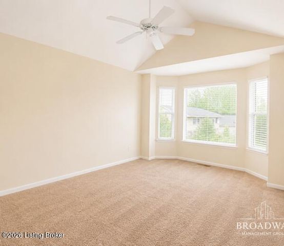 13634 Pinnacle Gardens Cir, Louisville, KY 40245