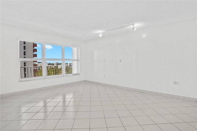 3000 E Sunrise Boulevard 12e, Fort Lauderdale, FL 33304
