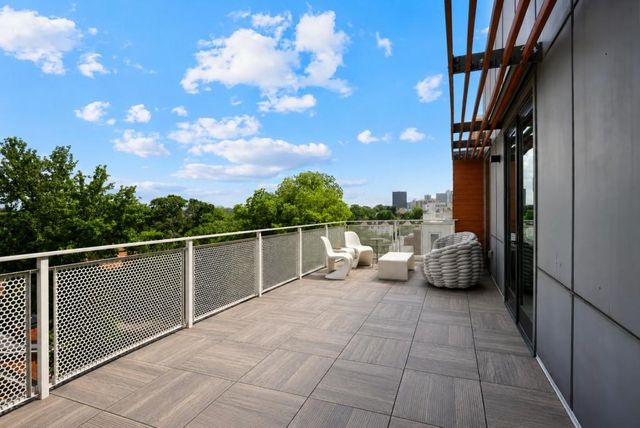 775 Juniper Street NE 602, Atlanta, GA 30308