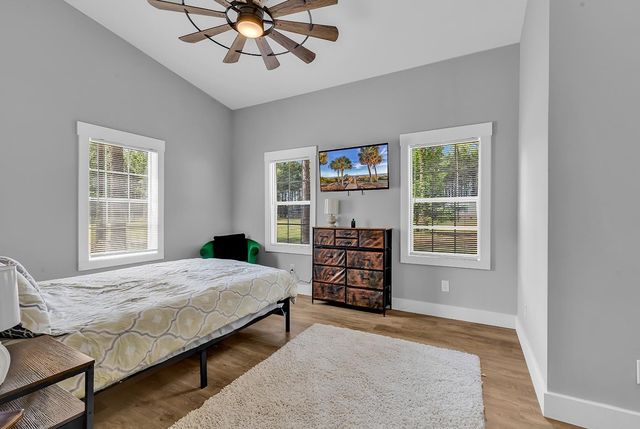 3090 Bay View Dr., Green Sea, SC 29545