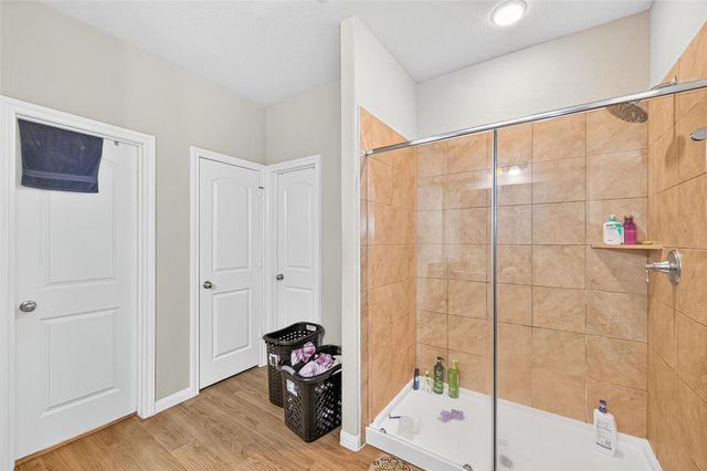 1916 Acklen Run Drive, Rosharon, TX 77583