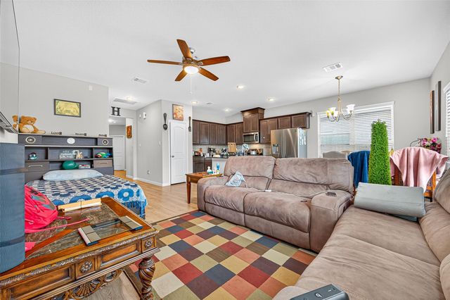 1916 Acklen Run Drive, Rosharon, TX 77583