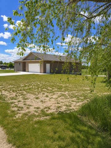 501 S Sullivan Avenue, Fremont, MI 49412