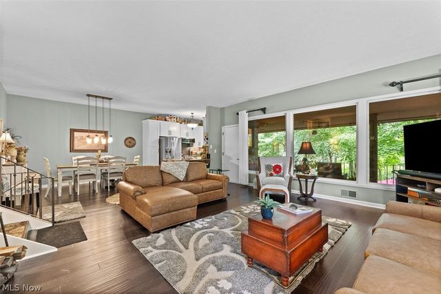 171 Granger Road 107, Medina, OH 44256