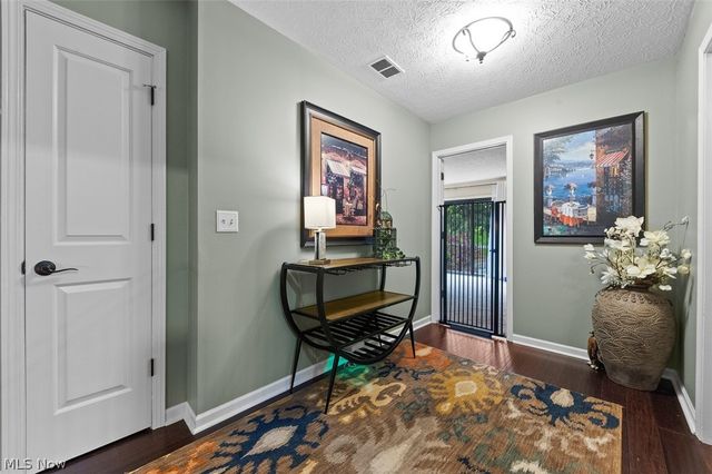 171 Granger Road 107, Medina, OH 44256