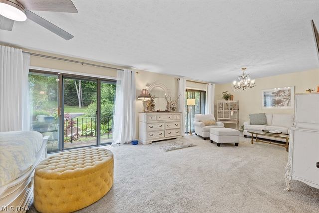 171 Granger Road 107, Medina, OH 44256