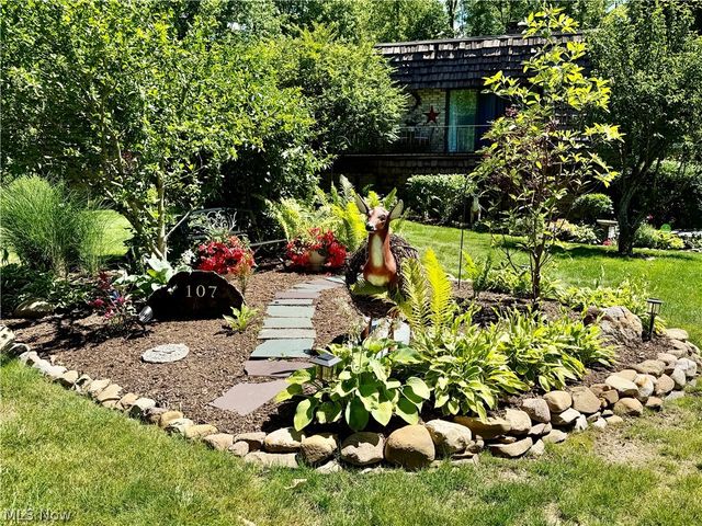 171 Granger Road 107, Medina, OH 44256