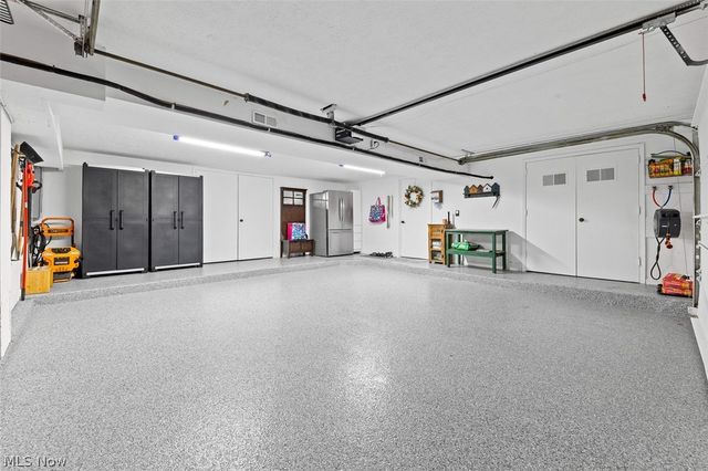 171 Granger Road 107, Medina, OH 44256