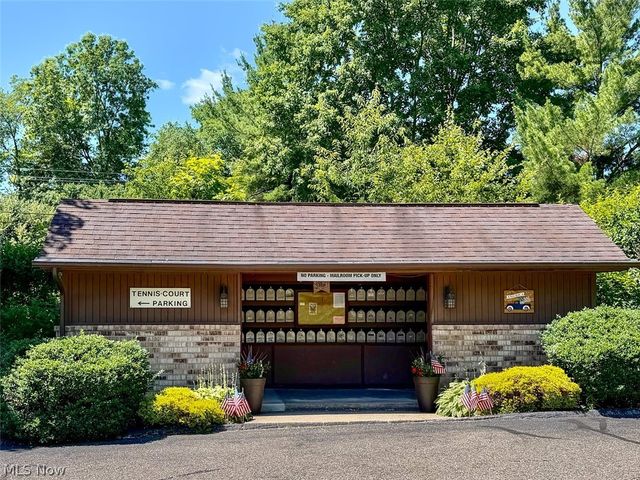 171 Granger Road 107, Medina, OH 44256