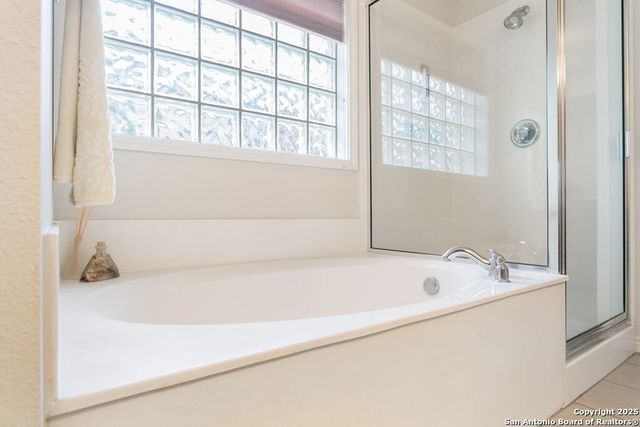 1702 Cherrywood Dr, Fredericksburg, TX 78624