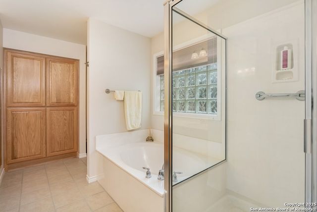 1702 Cherrywood Dr, Fredericksburg, TX 78624