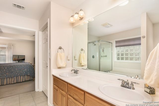 1702 Cherrywood Dr, Fredericksburg, TX 78624