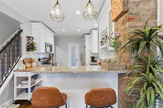 3525 Silsby Road, University Heights, OH 44118