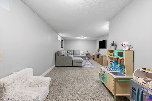 3525 Silsby Road, University Heights, OH 44118