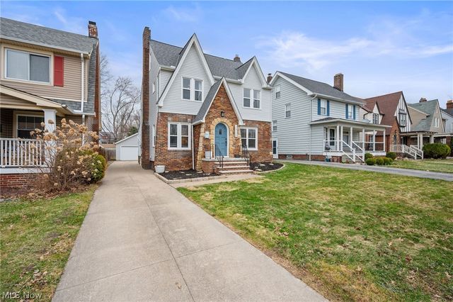 3525 Silsby Road, University Heights, OH 44118