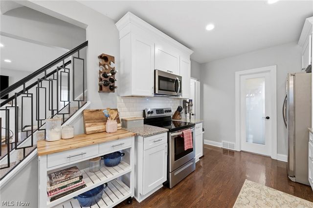 3525 Silsby Road, University Heights, OH 44118