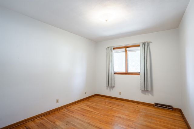 6715 NW 10th Street, Des Moines, IA 50313