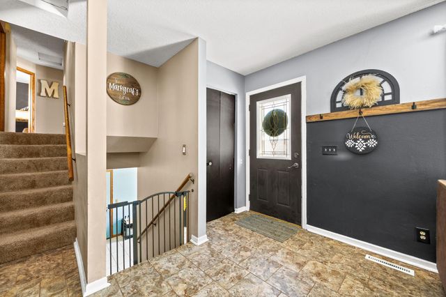 530 Jackson Street SW, Hutchinson, MN 55350