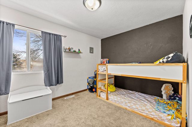 530 Jackson Street SW, Hutchinson, MN 55350