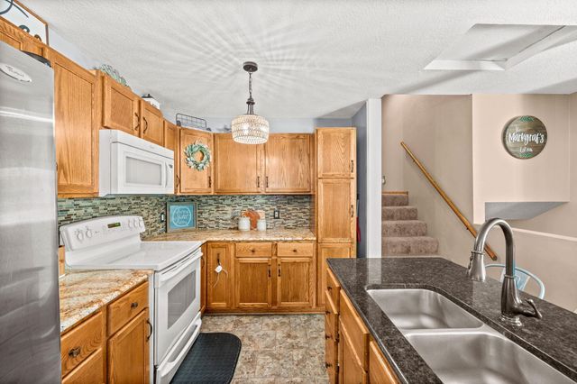 530 Jackson Street SW, Hutchinson, MN 55350