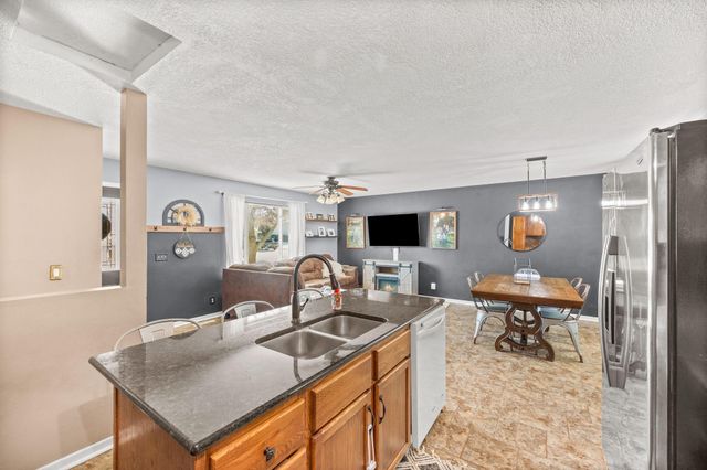 530 Jackson Street SW, Hutchinson, MN 55350