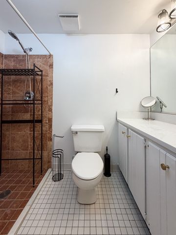 17 Main St 17, Boston, MA 02129