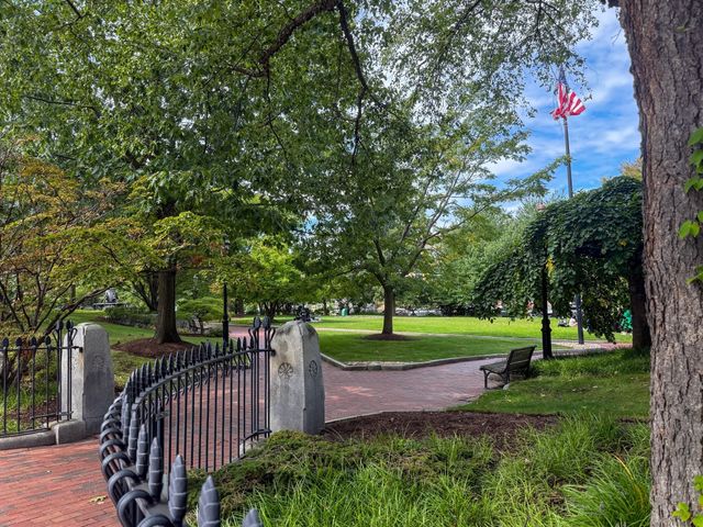 17 Main St 17, Boston, MA 02129