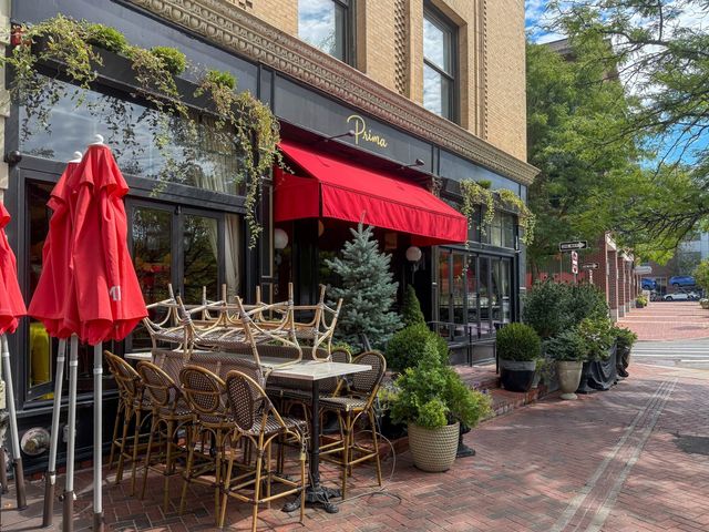 17 Main St 17, Boston, MA 02129