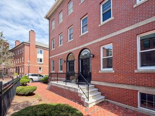 17 Main St 17, Boston, MA 02129
