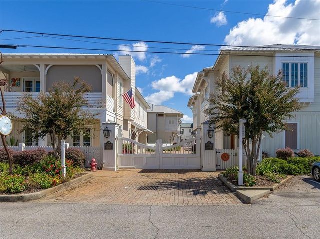 4 Downtown Founders Lane 4, Fairhope, AL 36532