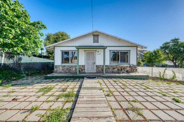 13590 Fair Oak Road, Clearlake, CA 95422