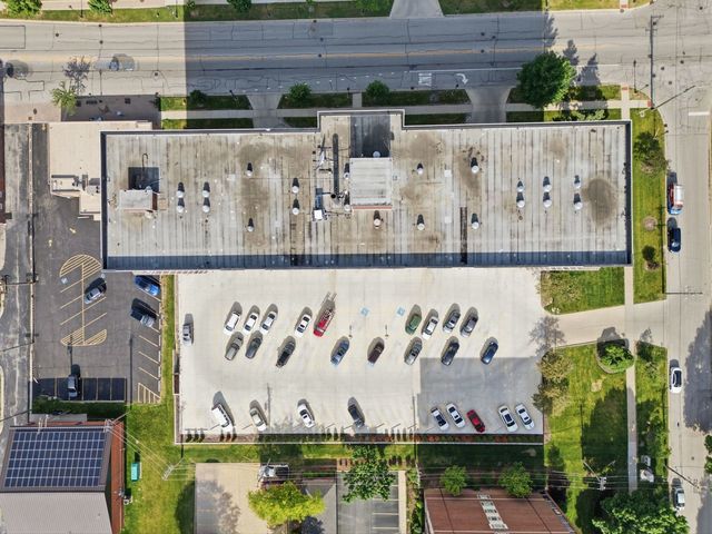 33 N Main Street 6G, Lombard, IL 60148