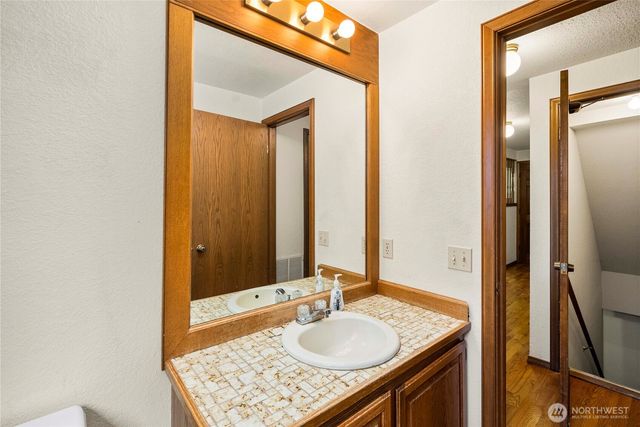 609 151st Place NE, Bellevue, WA 98007