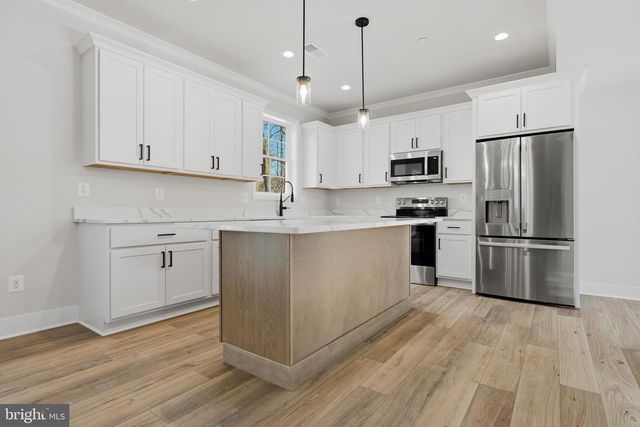 3583 EDGEMONT ST, Edgewater, MD 21037