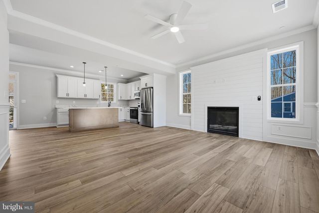 3583 EDGEMONT ST, Edgewater, MD 21037