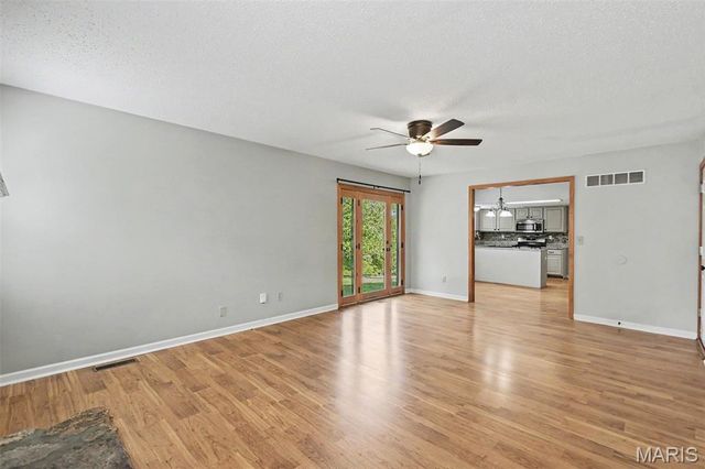 16263 Fullerton Meadows Drive, Wildwood, MO 63011