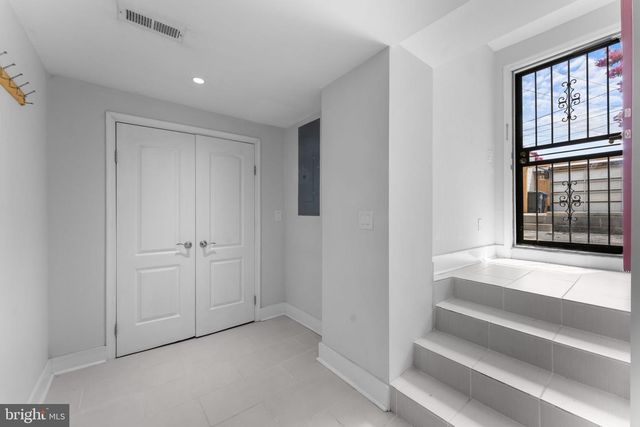 5209 5TH ST NW, Washington, DC 20011