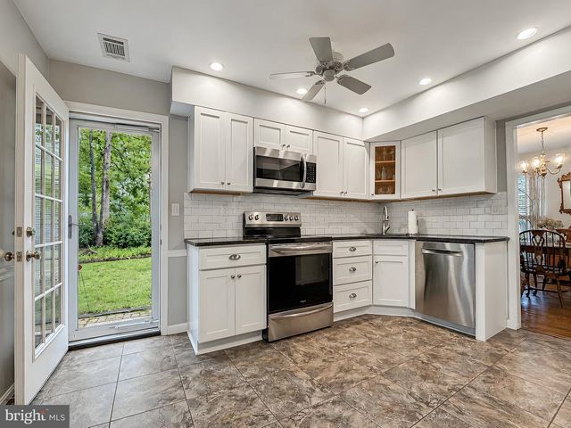 1331 REDWOOD CIR, La Plata, MD 20646