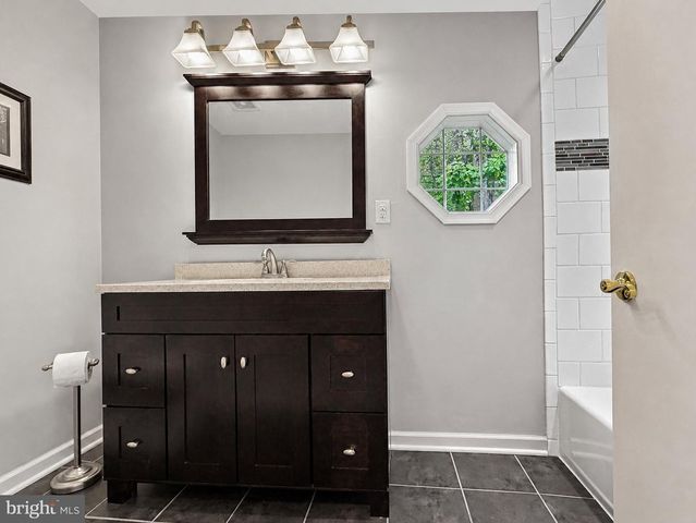 1331 REDWOOD CIR, La Plata, MD 20646
