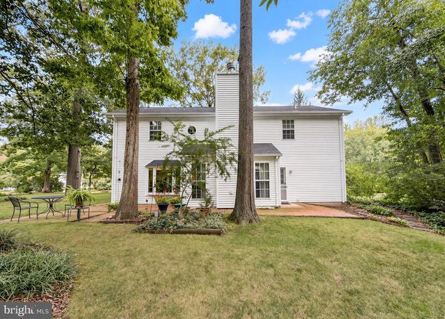 1331 REDWOOD CIR, La Plata, MD 20646