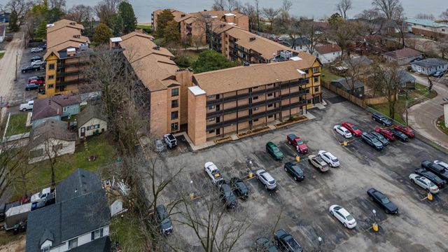 450 N Main Street S407A, Wauconda, IL 60084