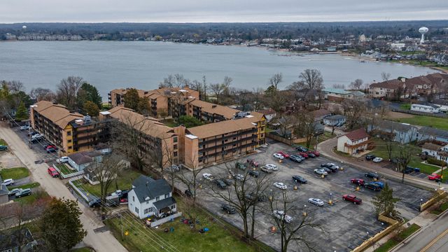 450 N Main Street S407A, Wauconda, IL 60084