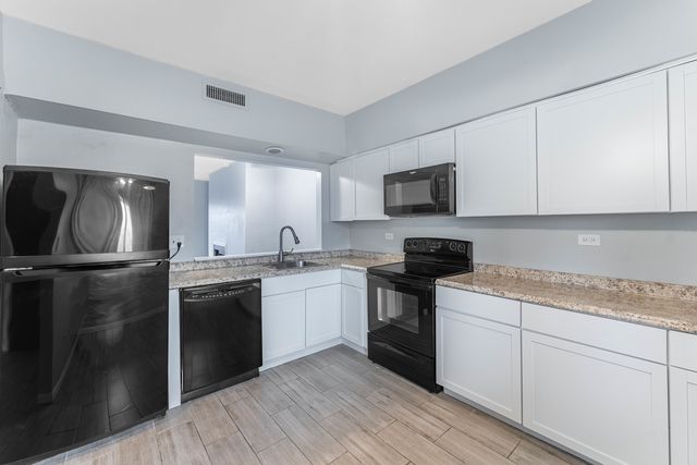 450 N Main Street S407A, Wauconda, IL 60084